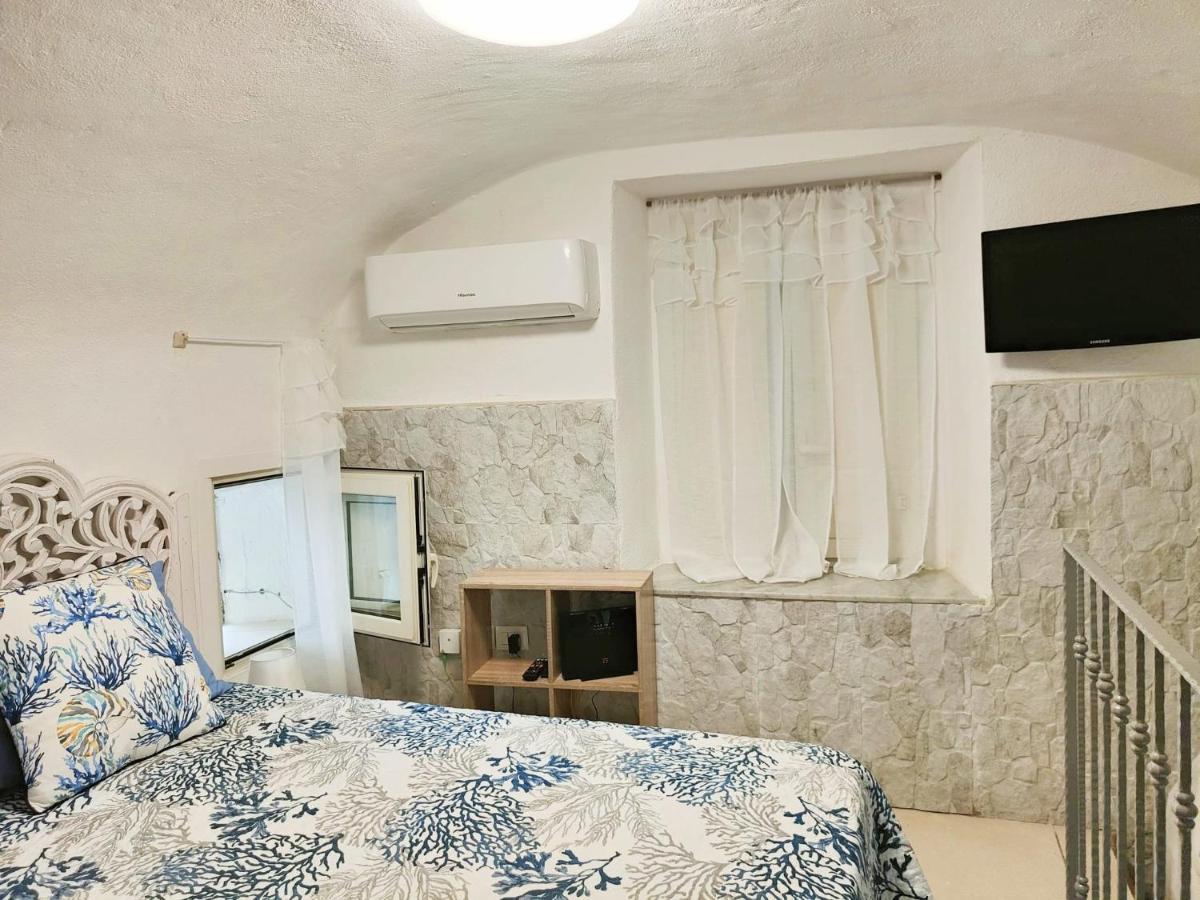 Casa Dell'antico Teatro Di Neapolis Nel Centro Storico Di Appartement *